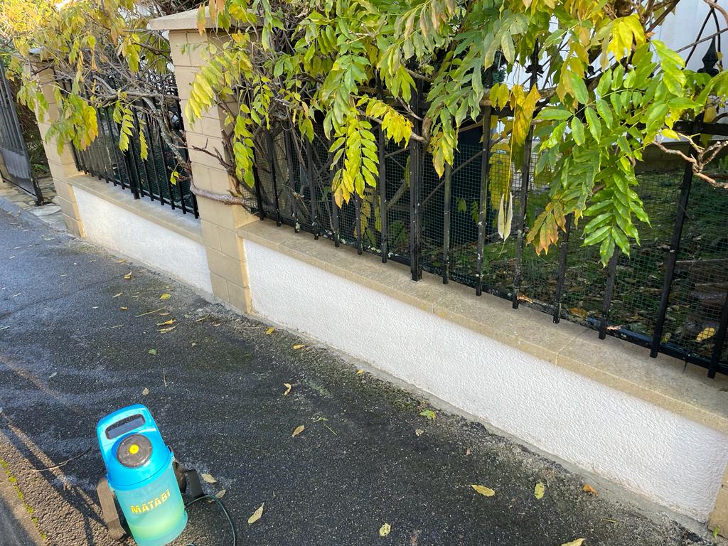 Nettoyage et peinture muret acheres 78260 après